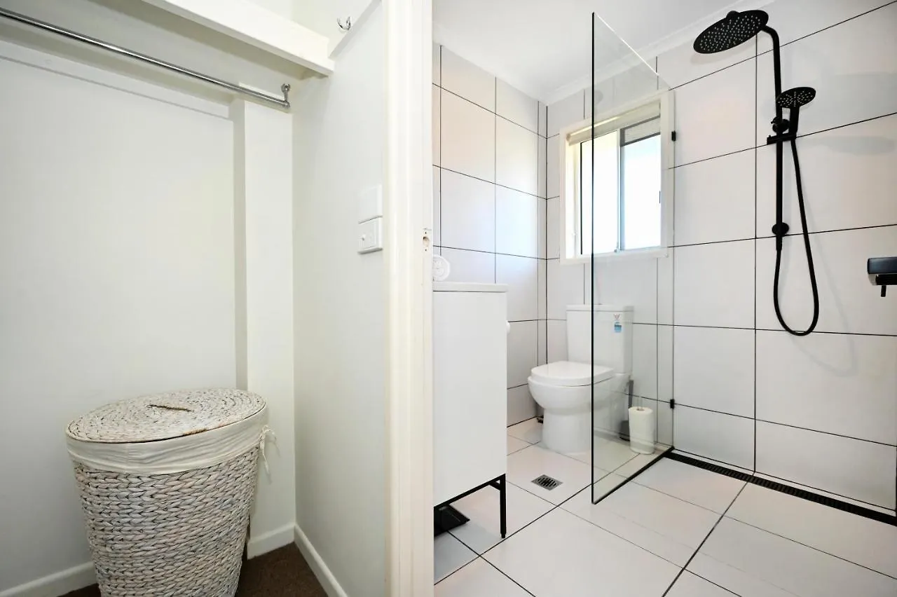 Maroochydore 3 B/R, 2 Bath, Townhouse Za4 Appartement
