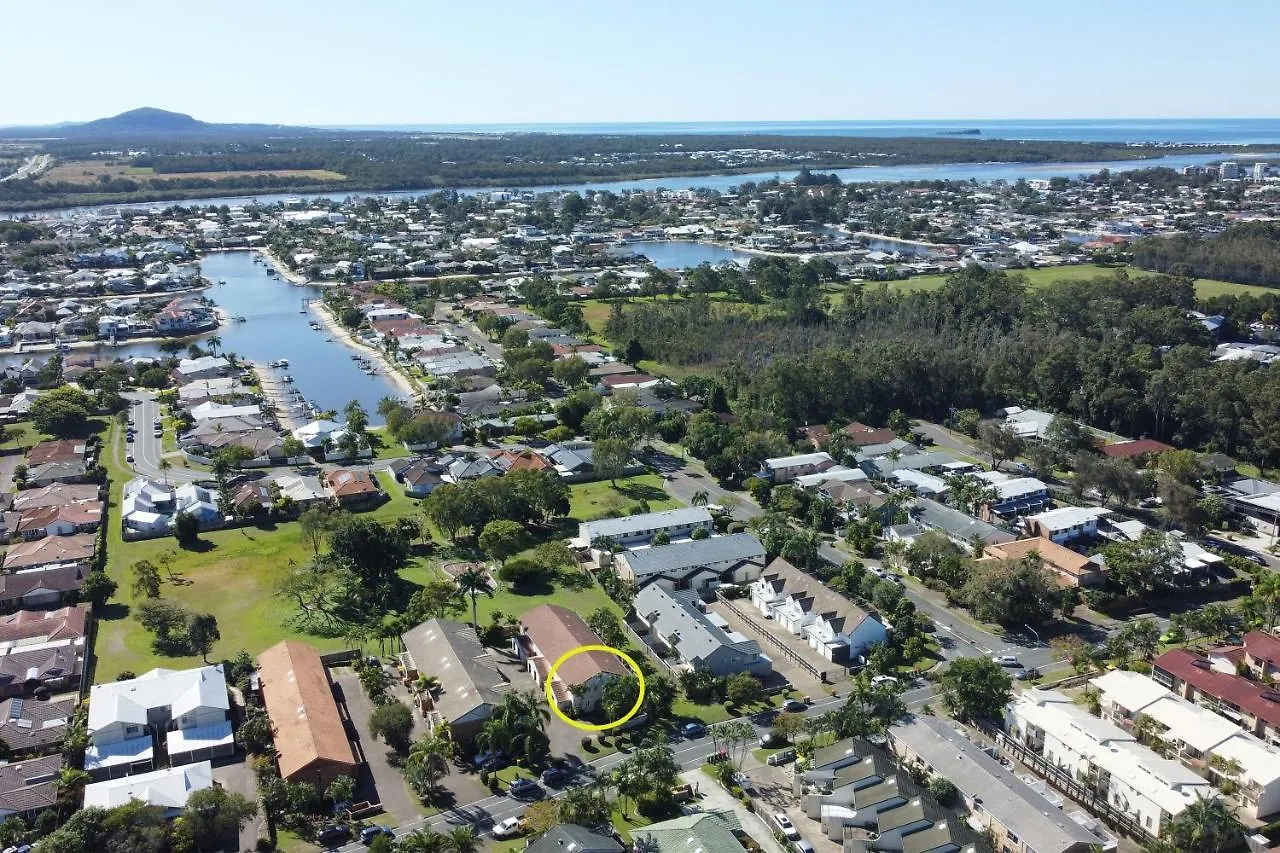 Maroochydore 3 B/R, 2 Bath, Townhouse Za4